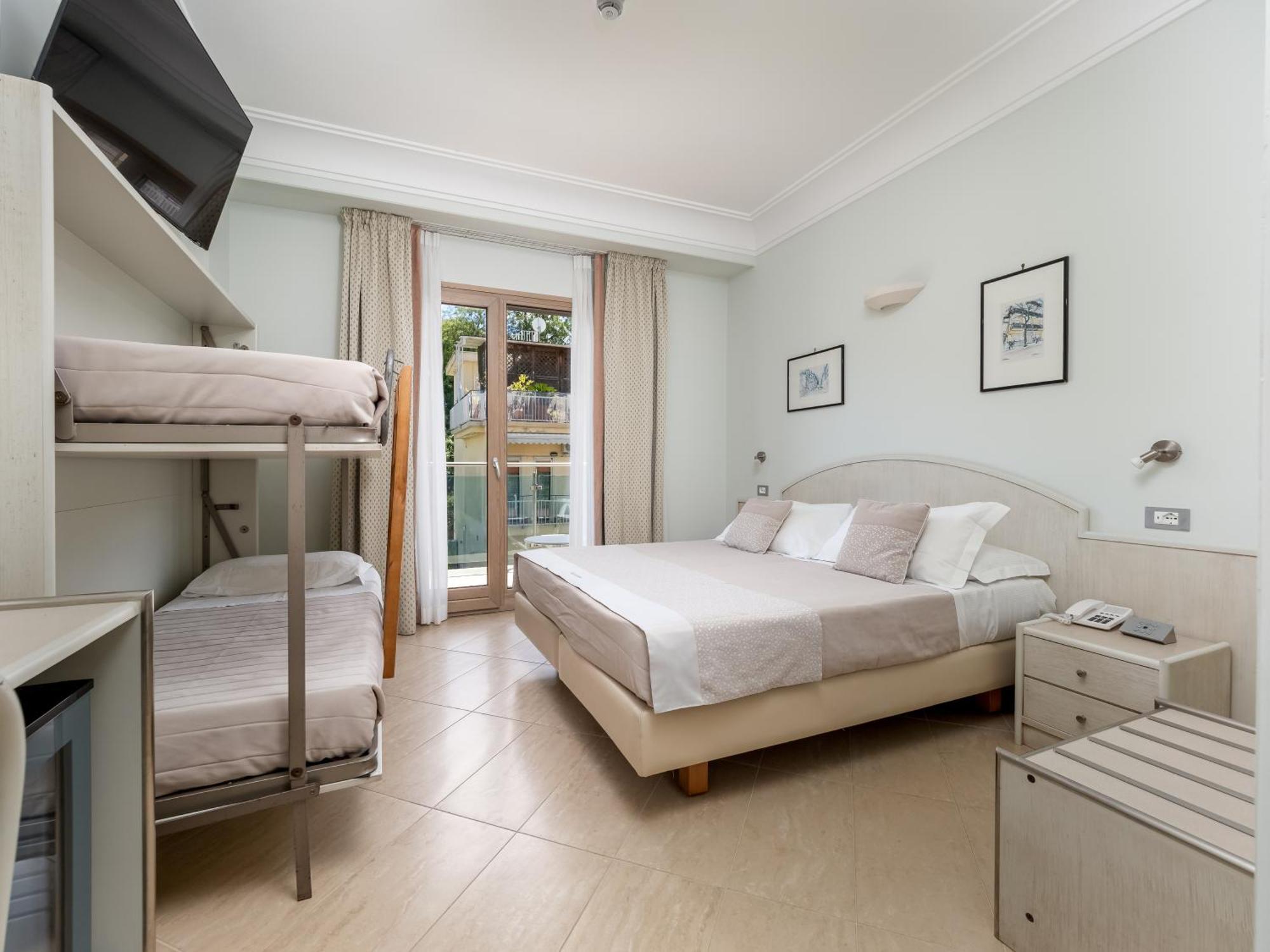 Comfort Gardenia Coast Hotel